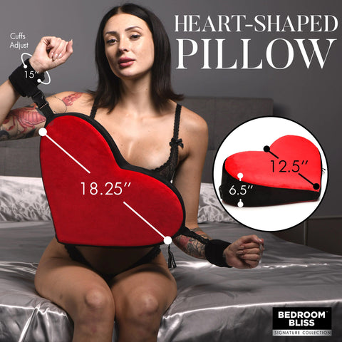 Bondage Love Pillow - Black/red Bondage Love Pillow - Black/red